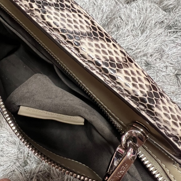 100% Authentic Fendi Dot Com Python Bag - Picture 6 of 7